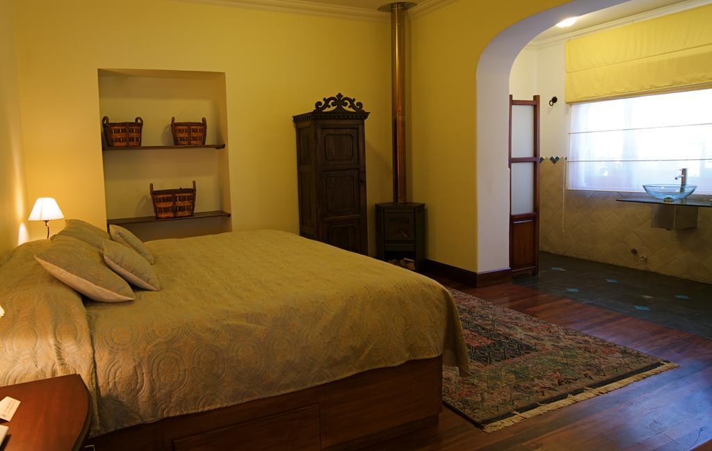 Boutique Hotel Casa Foch Quito Room photo