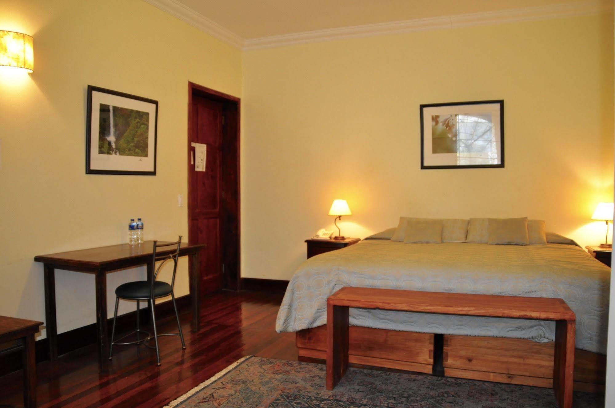 Boutique Hotel Casa Foch Quito Exterior photo
